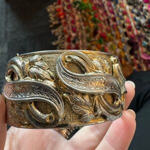 Vintage Gold Tone Paisley Cuff Bracelet